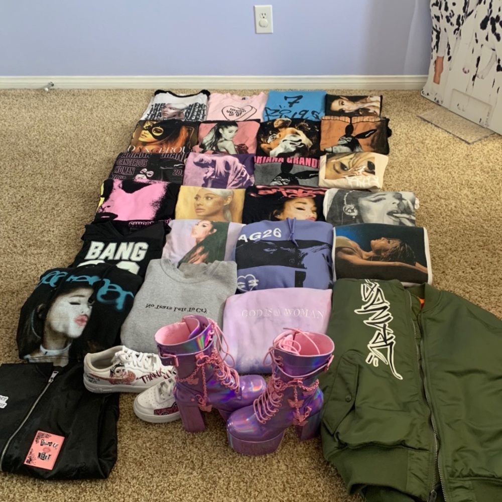 ariana grande shirts